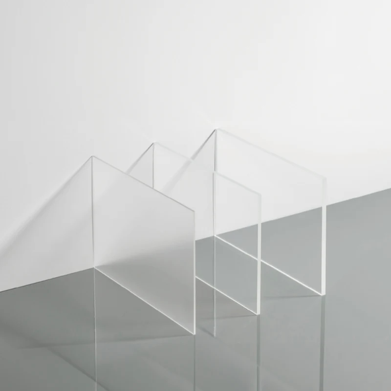 1008/5000 Hvor kan der anvendes gennemsigtige anti-statiske polycarbonatplade?