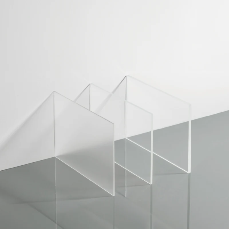 Gennemsigtig antistatisk polycarbonatplade